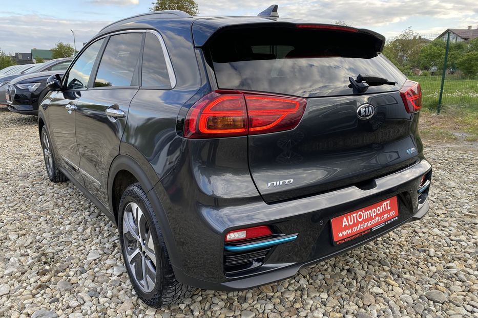 Продам Kia Niro ПідгрівсидінькермаСліпізониJBL 2021 года в Львове