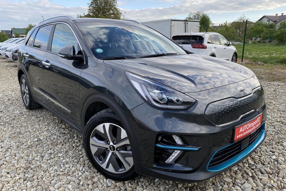 Продам Kia Niro ПідгрівсидінькермаСліпізониJBL 2021 года в Львове