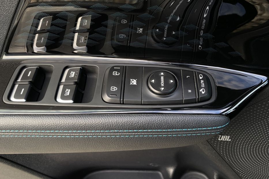 Продам Kia Niro ПідгрівсидінькермаСліпізониJBL 2021 года в Львове