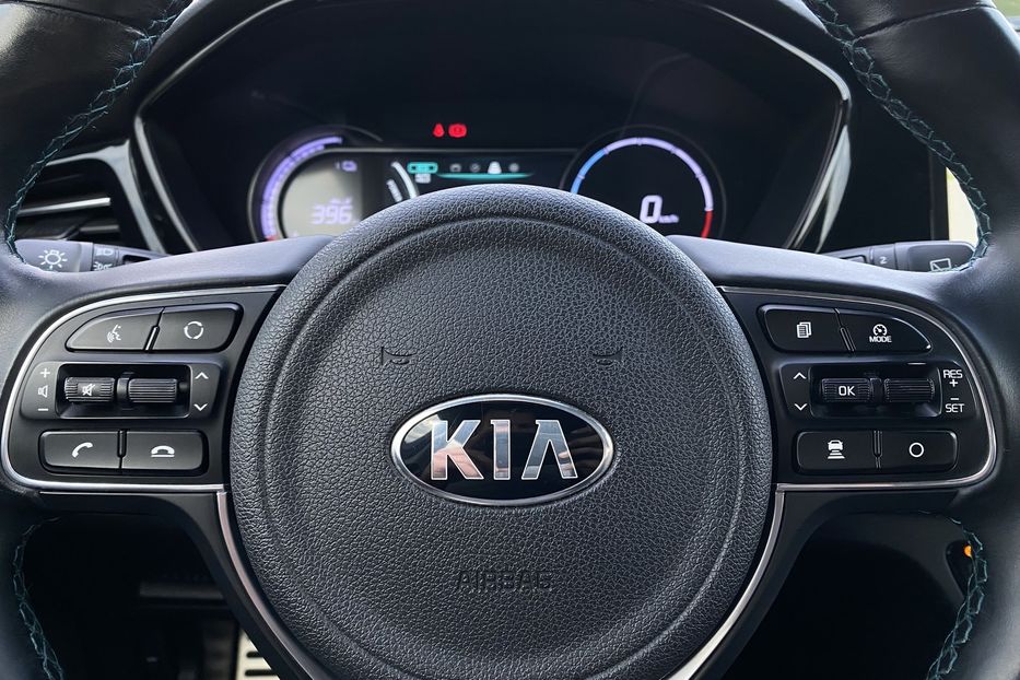 Продам Kia Niro ПідгрівсидінькермаСліпізониJBL 2021 года в Львове