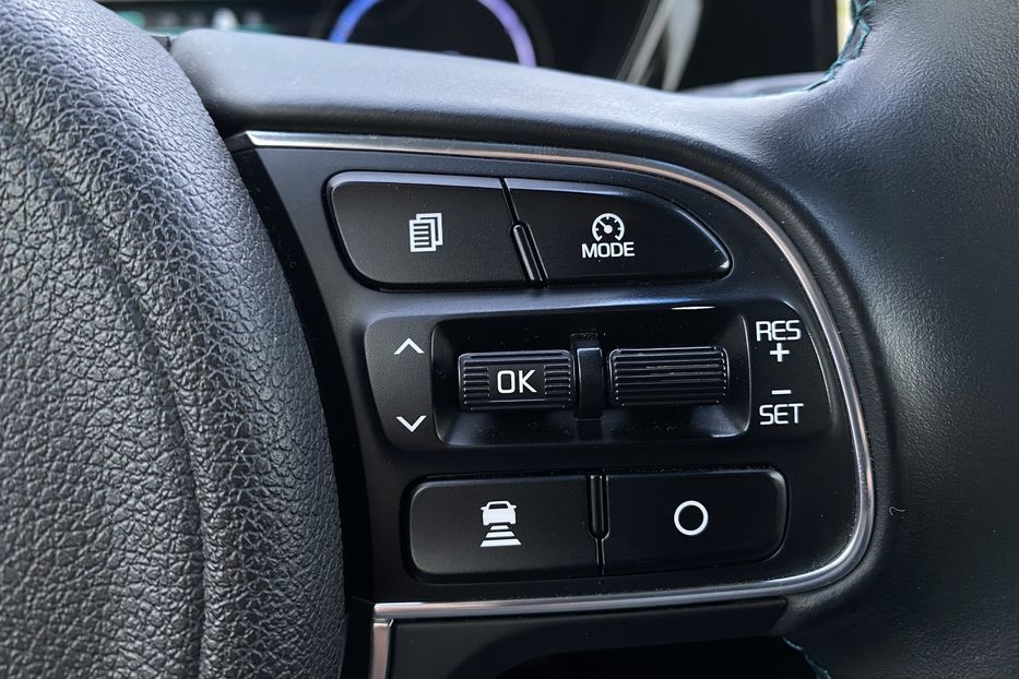 Продам Kia Niro ПідгрівсидінькермаСліпізониJBL 2021 года в Львове