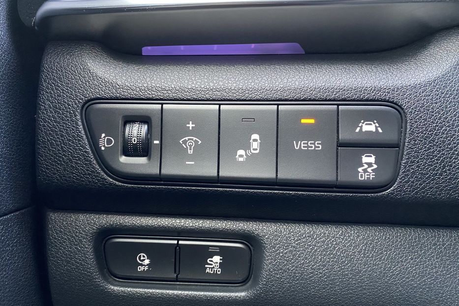 Продам Kia Niro ПідгрівсидінькермаСліпізониJBL 2021 года в Львове