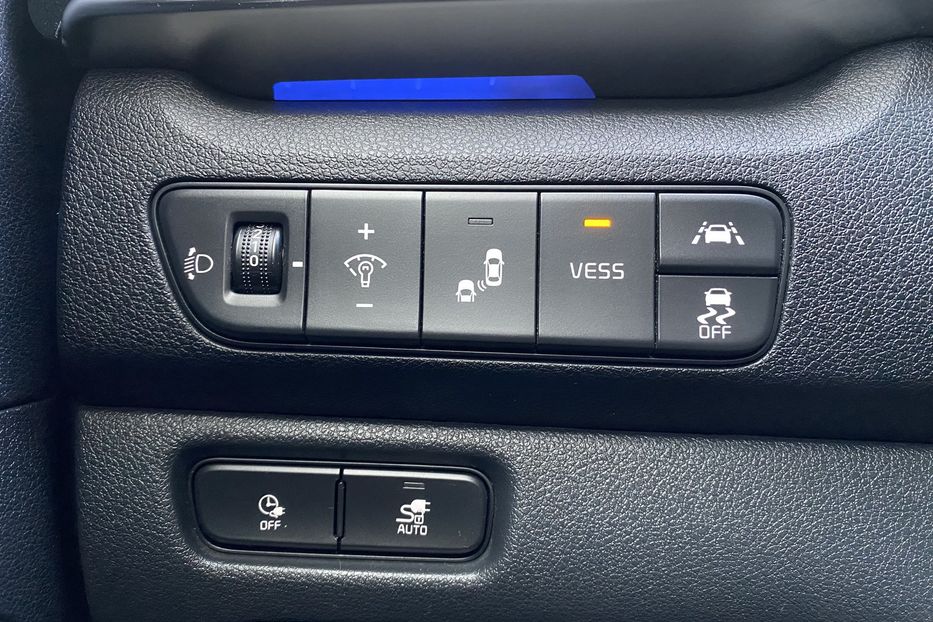 Продам Kia Niro ПідгрівсидінькермаСліпізониJBL 2021 года в Львове