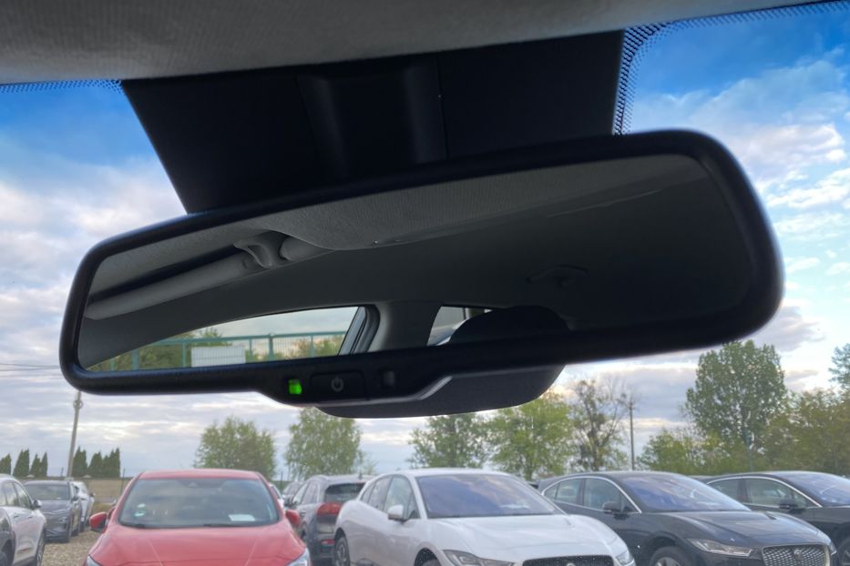Продам Kia Niro ПідгрівсидінькермаСліпізониJBL 2021 года в Львове