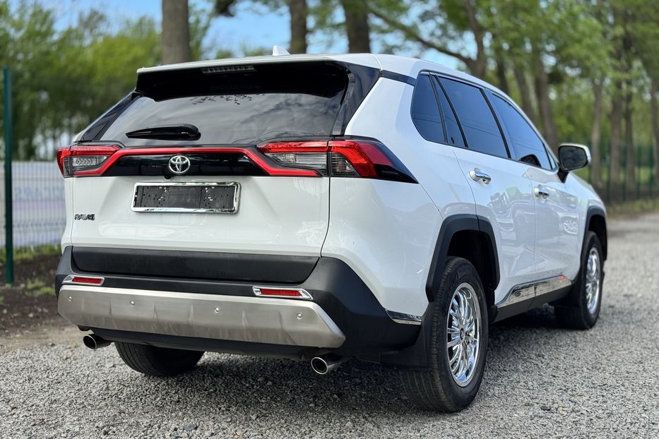 Продам Toyota Rav 4 (KOMIS) 2019 года в г. Умань, Черкасская область