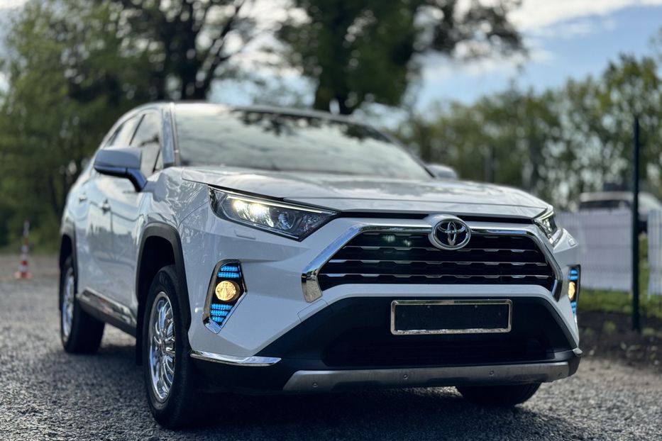 Продам Toyota Rav 4 (KOMIS) 2019 года в г. Умань, Черкасская область