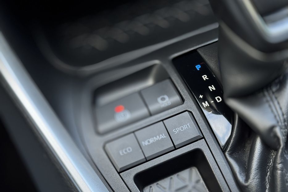 Продам Toyota Rav 4 (KOMIS) 2019 года в г. Умань, Черкасская область