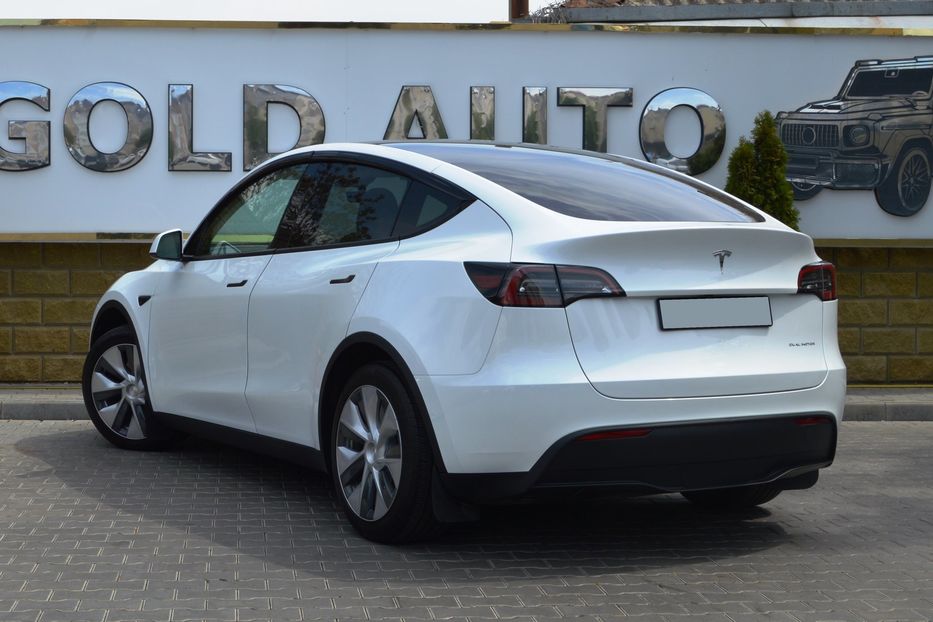 Продам Tesla Model Y 2022 года в Одессе