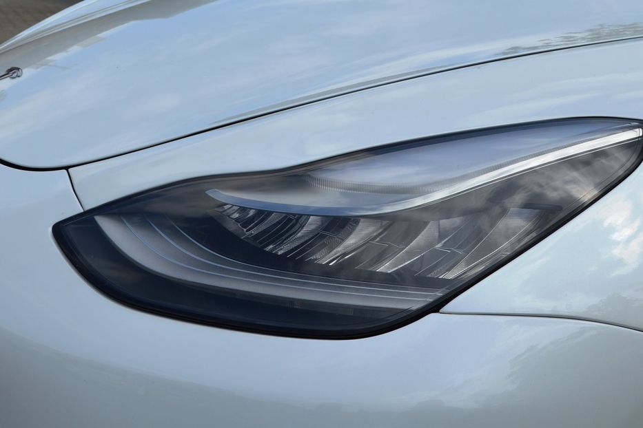 Продам Tesla Model Y 2022 года в Одессе