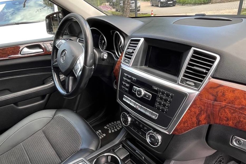Продам Mercedes-Benz ML-Class 2013 года в Черновцах