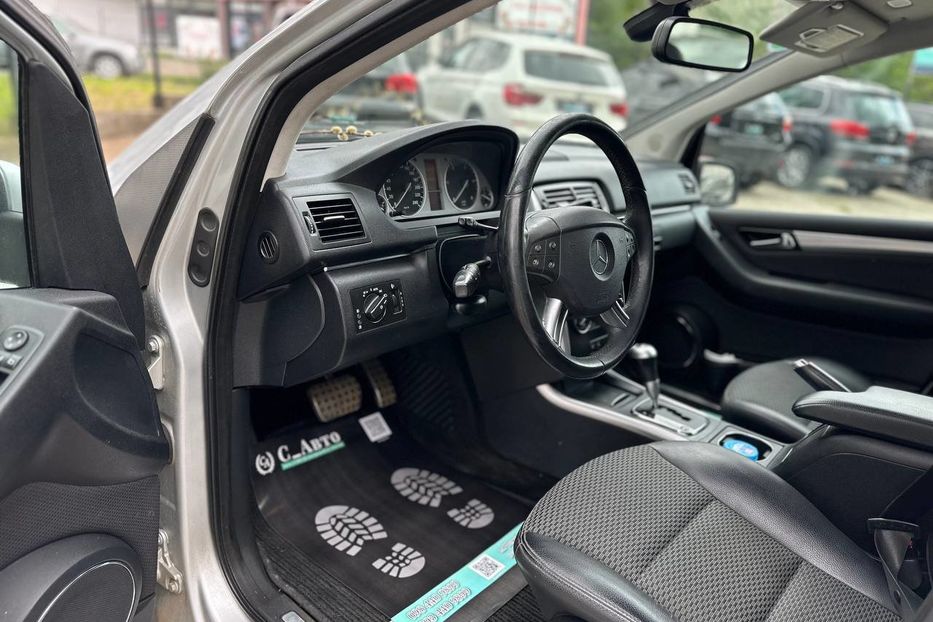 Продам Mercedes-Benz B-Class 180-CDI 2010 года в Черновцах