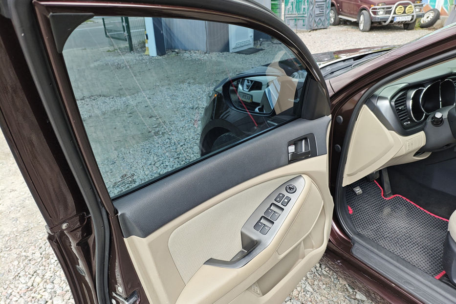 Продам Kia Optima 2010 года в Киеве