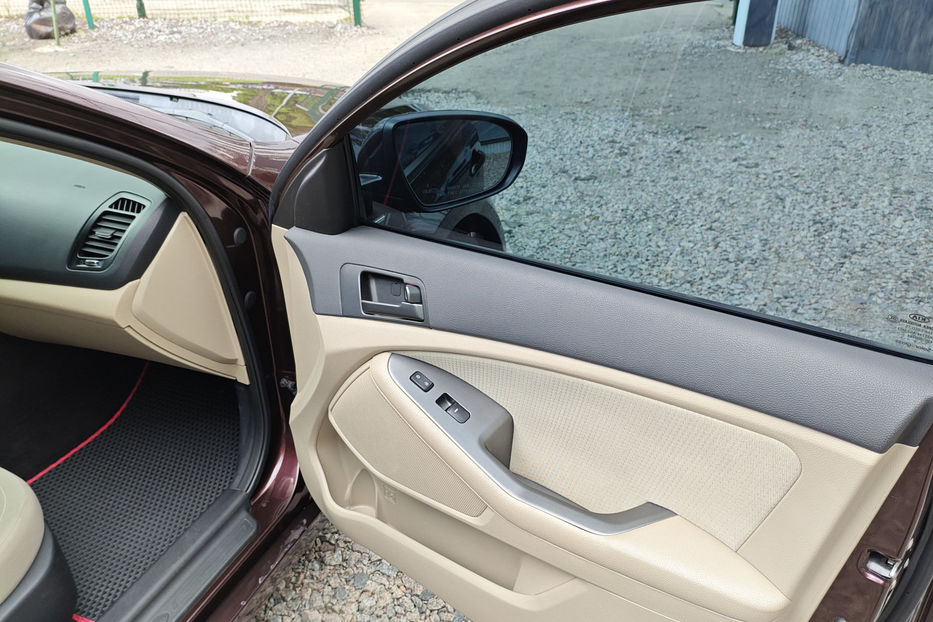 Продам Kia Optima 2010 года в Киеве