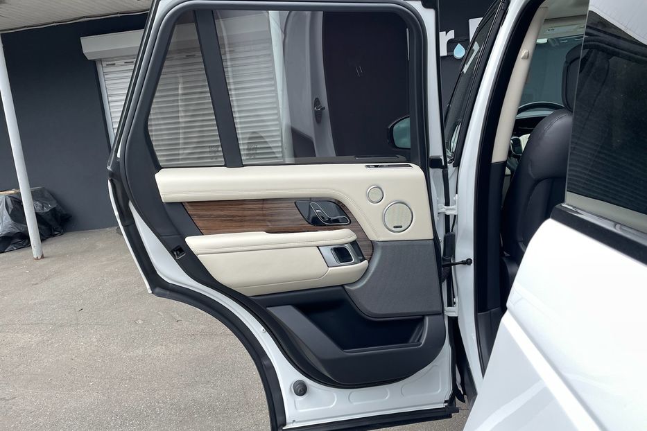 Продам Land Rover Range Rover HSE 2017 года в Киеве