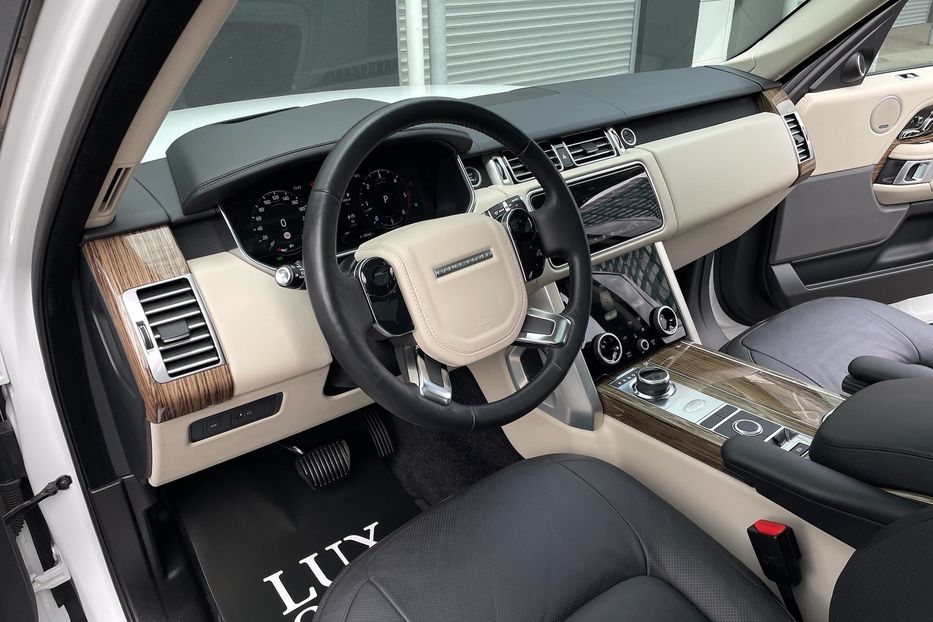 Продам Land Rover Range Rover HSE 2017 года в Киеве