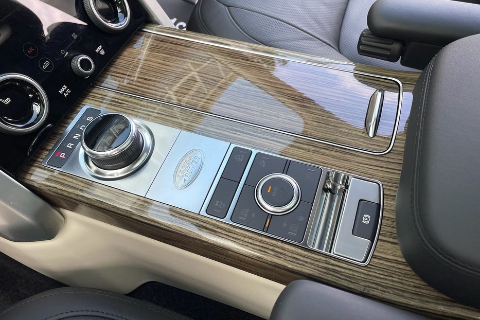 Продам Land Rover Range Rover HSE 2017 года в Киеве