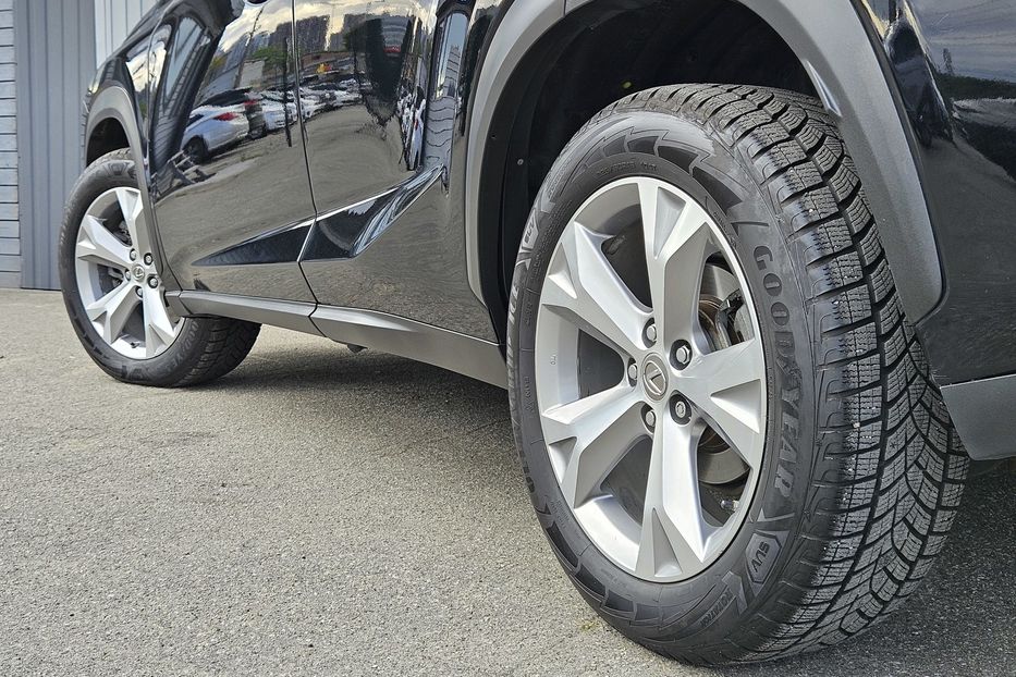 Продам Lexus NX 200 2016 года в Киеве