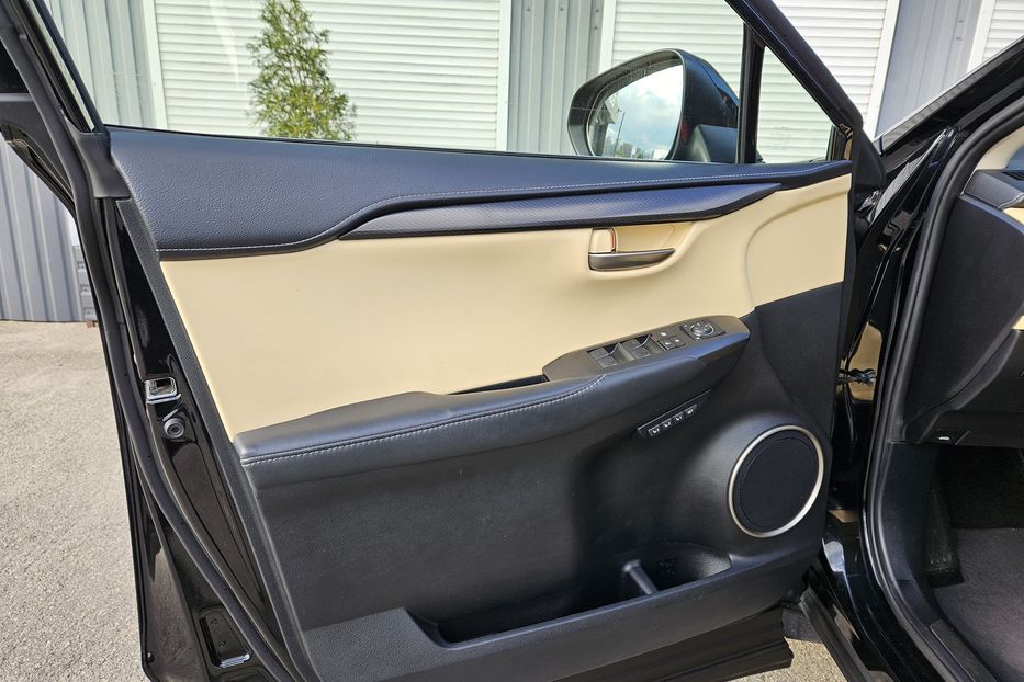 Продам Lexus NX 200 2016 года в Киеве