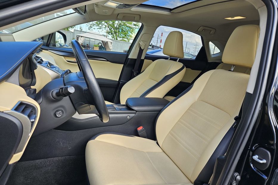 Продам Lexus NX 200 2016 года в Киеве