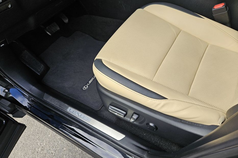 Продам Lexus NX 200 2016 года в Киеве