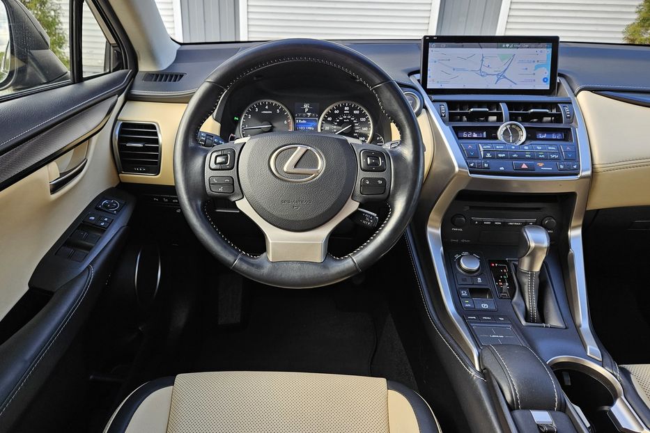 Продам Lexus NX 200 2016 года в Киеве