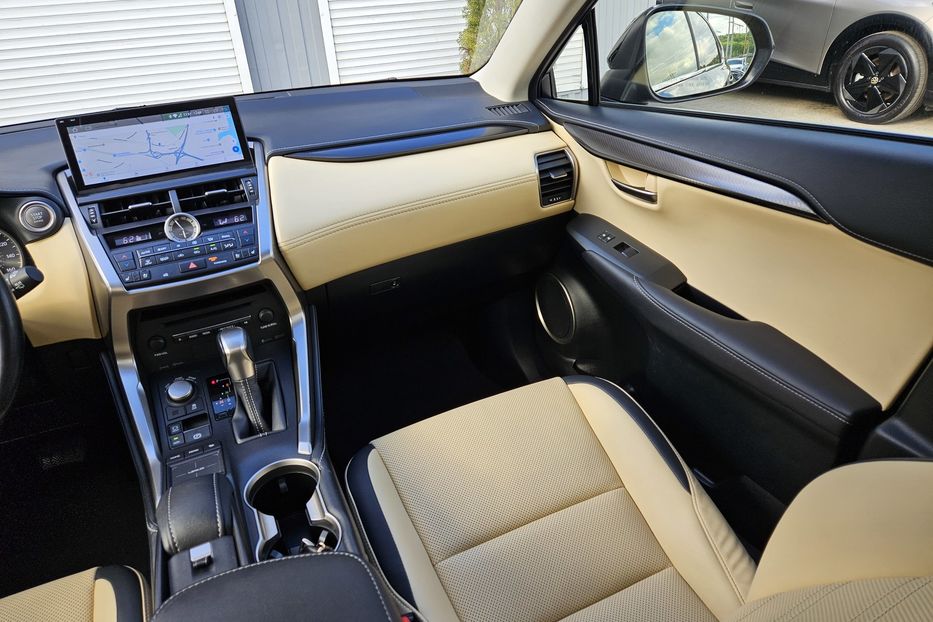 Продам Lexus NX 200 2016 года в Киеве