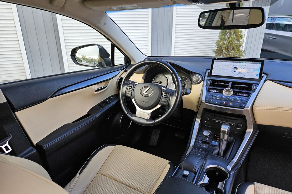 Продам Lexus NX 200 2016 года в Киеве