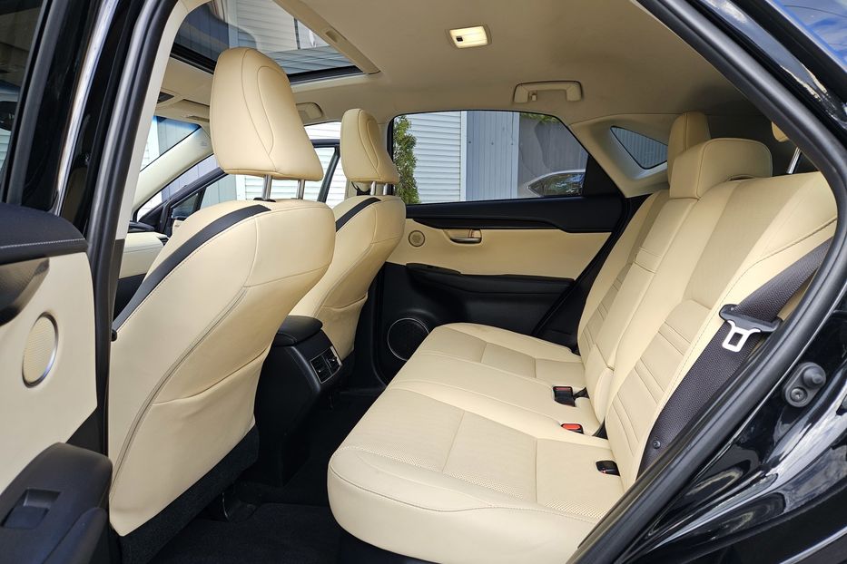 Продам Lexus NX 200 2016 года в Киеве