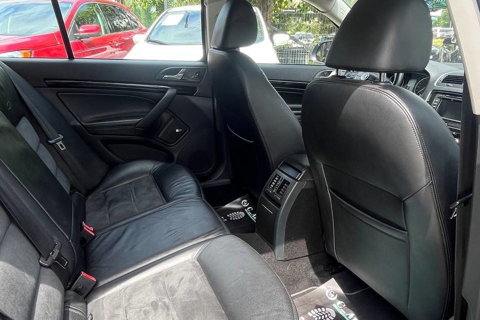 Продам Skoda Octavia A5 2011 года в Черновцах