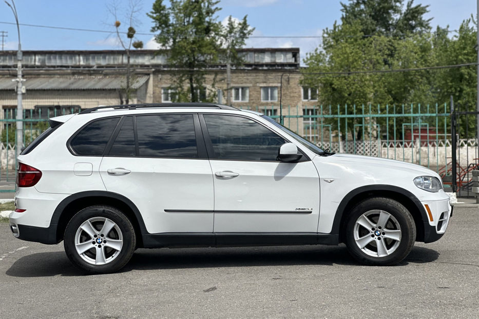 Продам BMW X5 2013 года в Киеве