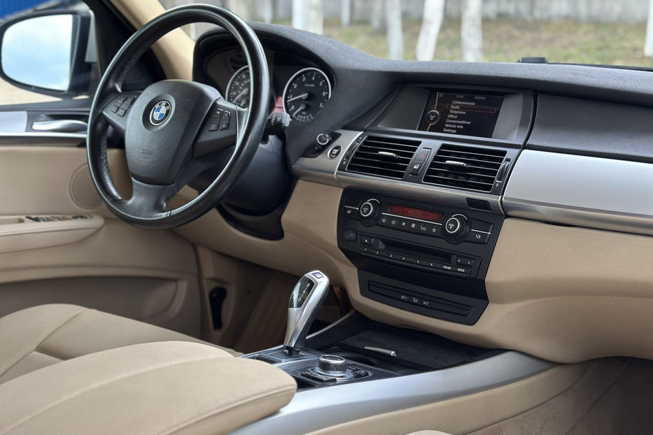 Продам BMW X5 2013 года в Киеве