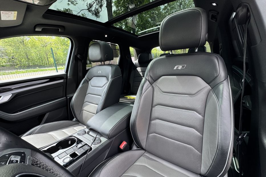 Продам Volkswagen Touareg R-line MAXIMAL 2019 года в г. Умань, Черкасская область