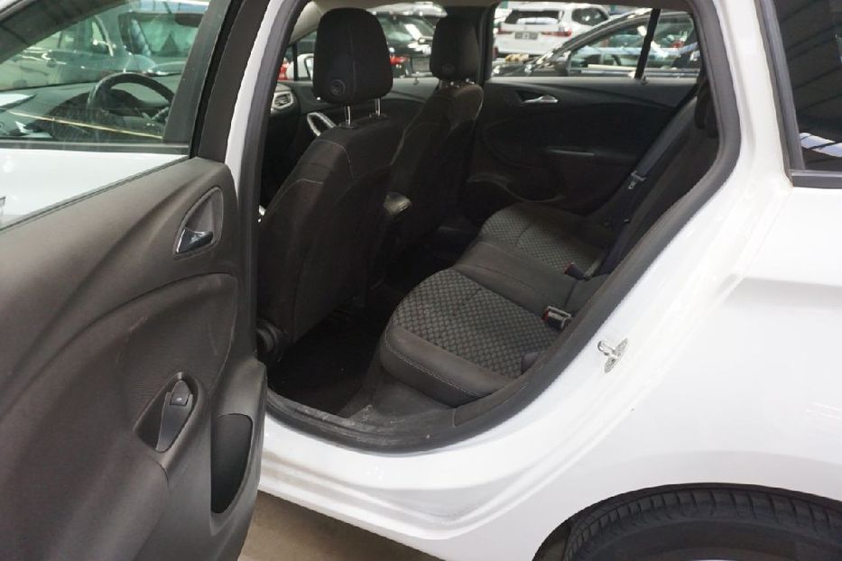 Продам Opel Astra K Sports рідна фарба v8568 2019 года в Луцке