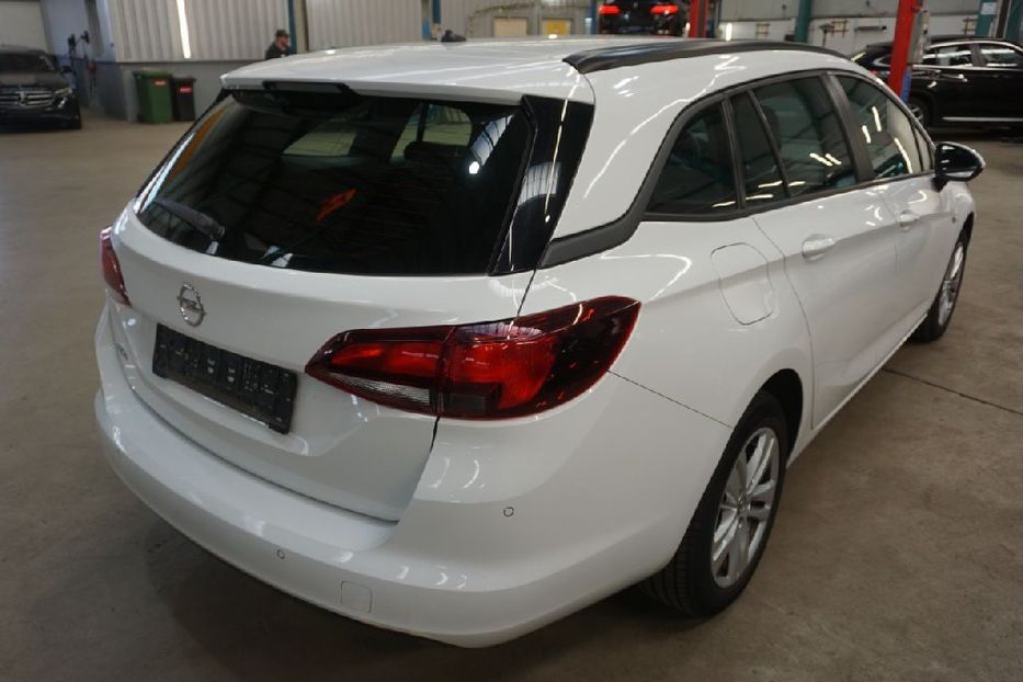 Продам Opel Astra K Sports рідна фарба v8568 2019 года в Луцке