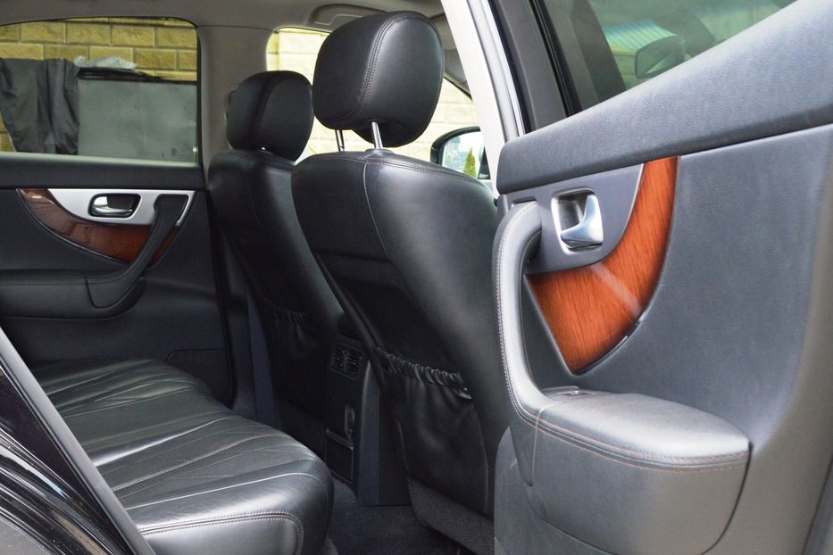 Продам Infiniti FX  37 S 2012 года в Одессе