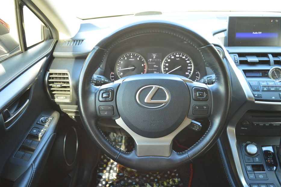 Продам Lexus NX 200 2017 года в Одессе