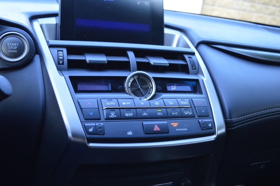 Продам Lexus NX 200 2017 года в Одессе