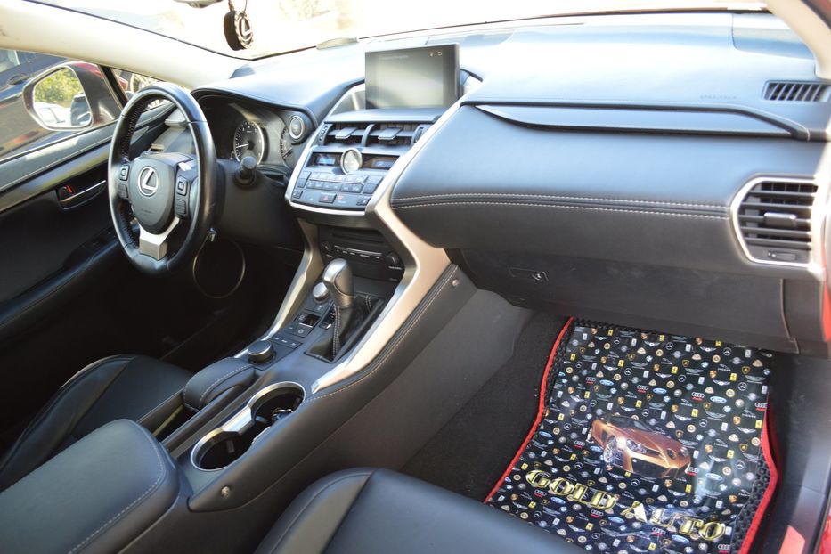 Продам Lexus NX 200 2017 года в Одессе