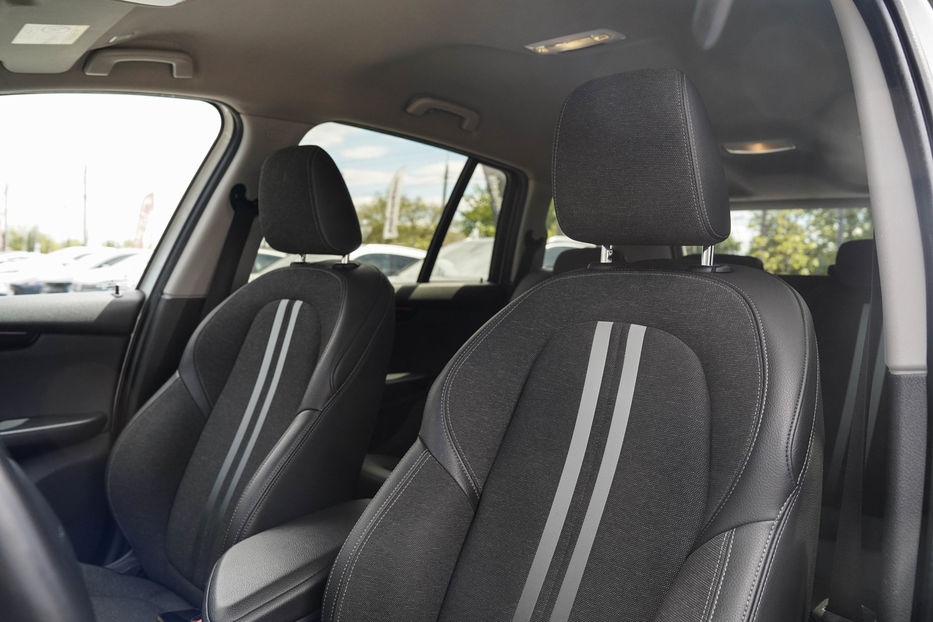 Продам BMW 2 Series 20d 2019 года в Черновцах