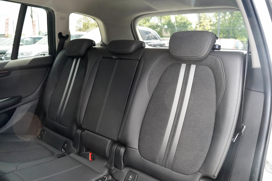 Продам BMW 2 Series 20d 2019 года в Черновцах