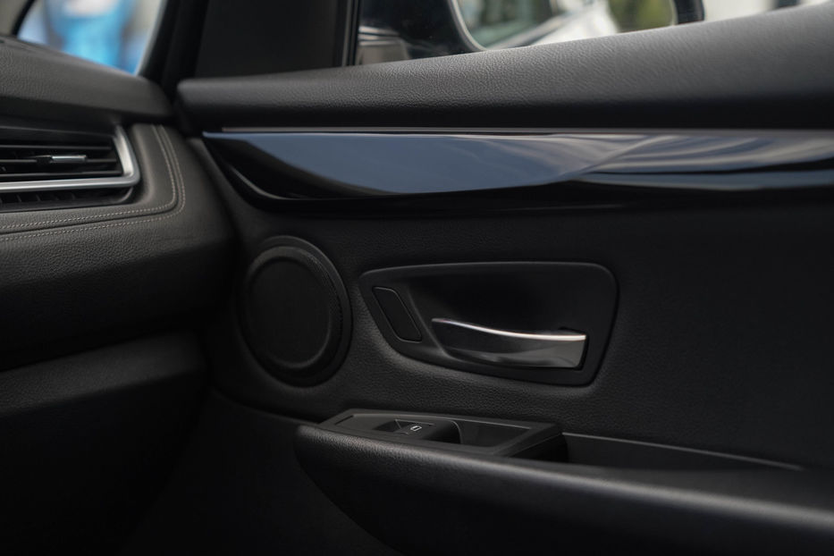Продам BMW 2 Series 20d 2019 года в Черновцах