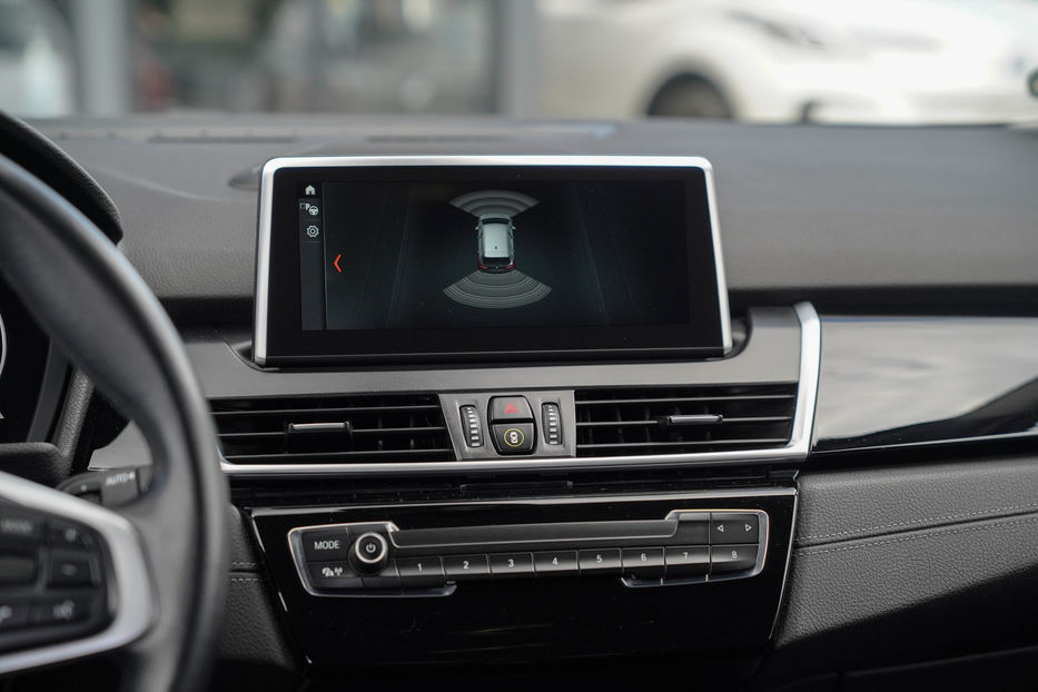 Продам BMW 2 Series 20d 2019 года в Черновцах