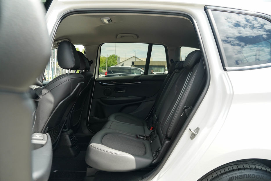 Продам BMW 2 Series 20d 2019 года в Черновцах