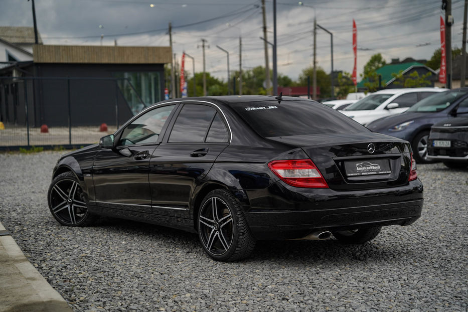 Продам Mercedes-Benz C-Class 220 CDI 2010 года в Черновцах