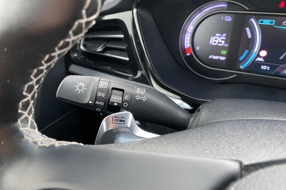 Продам Kia Niro ТепловийПдгрвсидінькермаСлзони 2021 года в Львове