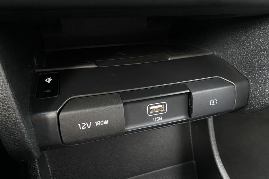 Продам Kia Niro ТепловийПдгрвсидінькермаСлзони 2021 года в Львове