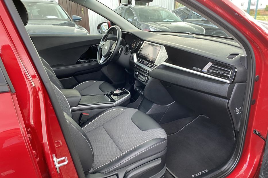 Продам Kia Niro ТепловийПдгрвсидінькермаСлзони 2021 года в Львове
