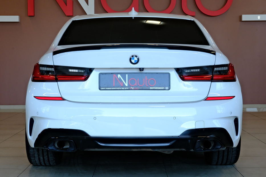 Продам BMW 330 2021 года в Одессе