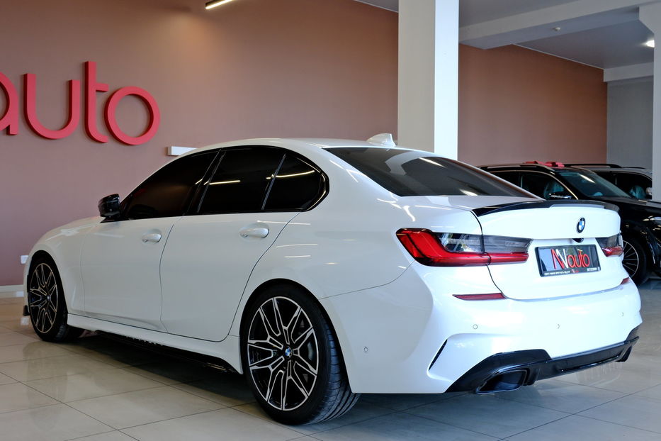 Продам BMW 330 2021 года в Одессе