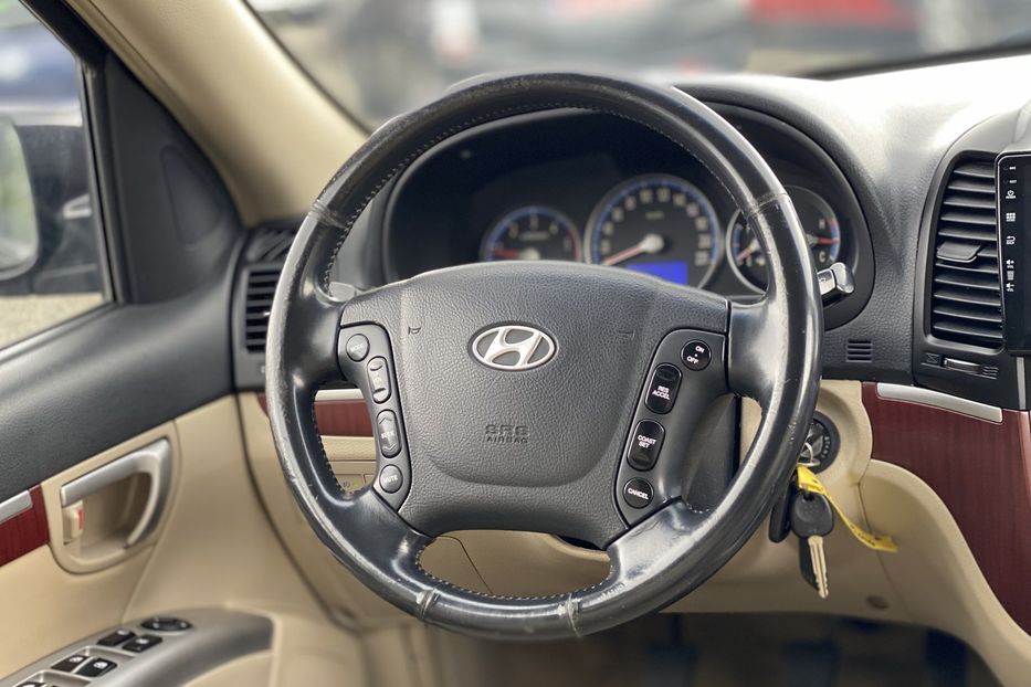 Продам Hyundai Santa FE 2007 года в Луцке